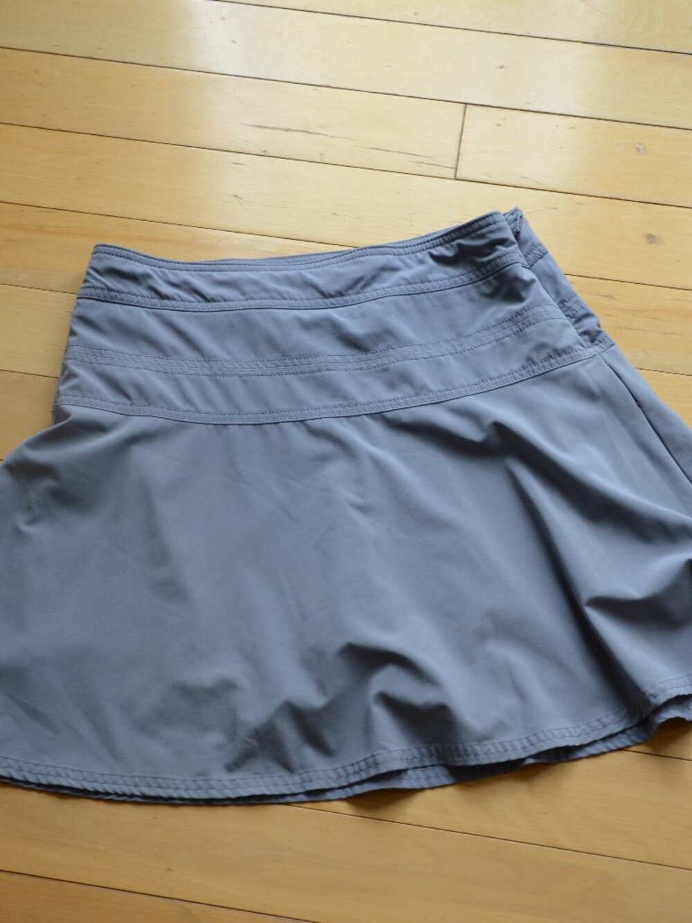 Athleta Women's Gray Skort Size 4
